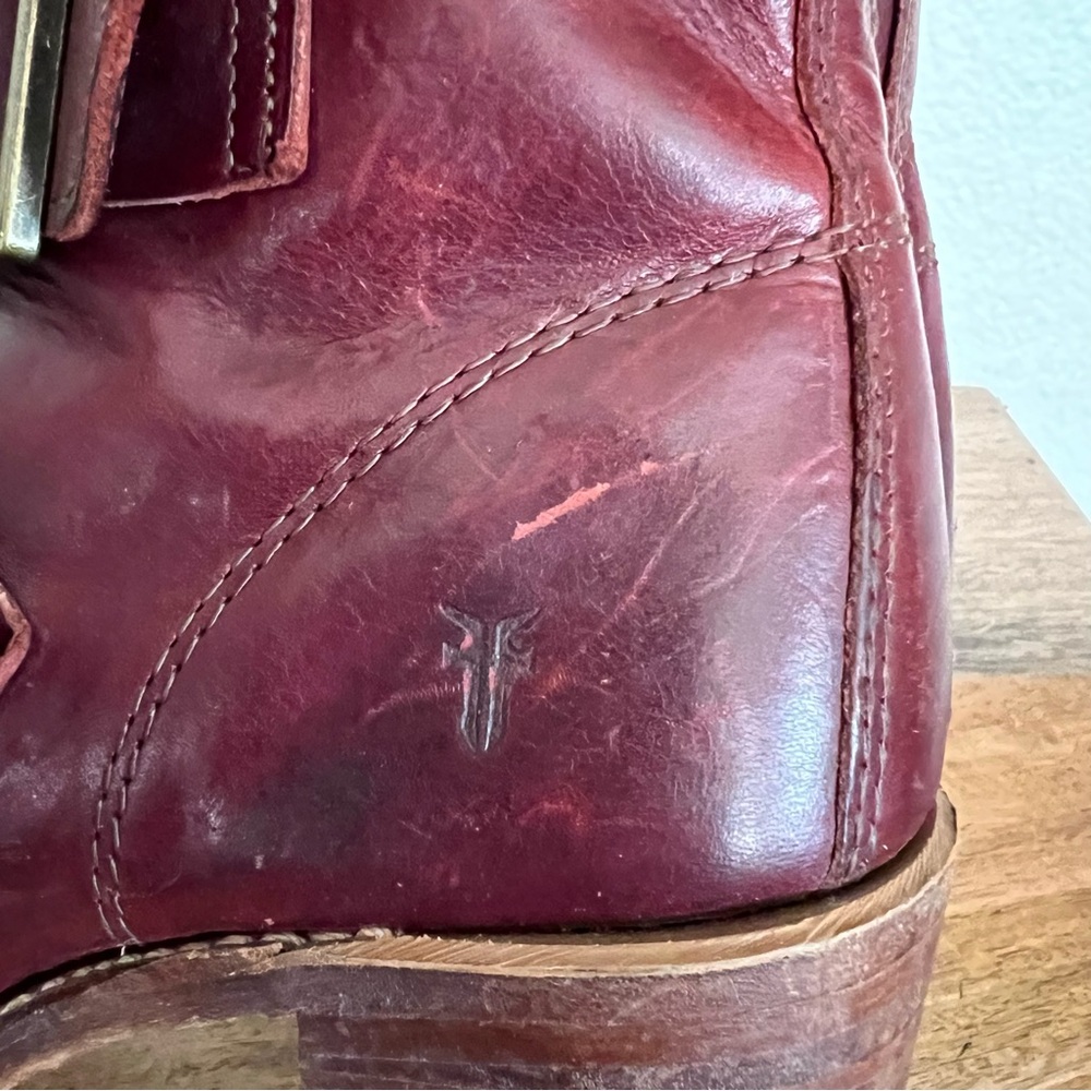 Frye Sabrina Double Buckles Ankle Boots in Antique Burgundy Size 9 M - Picture 7 of 16